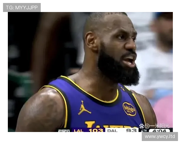 场均23+5却被忽视 詹皇解读里夫斯遭冷落